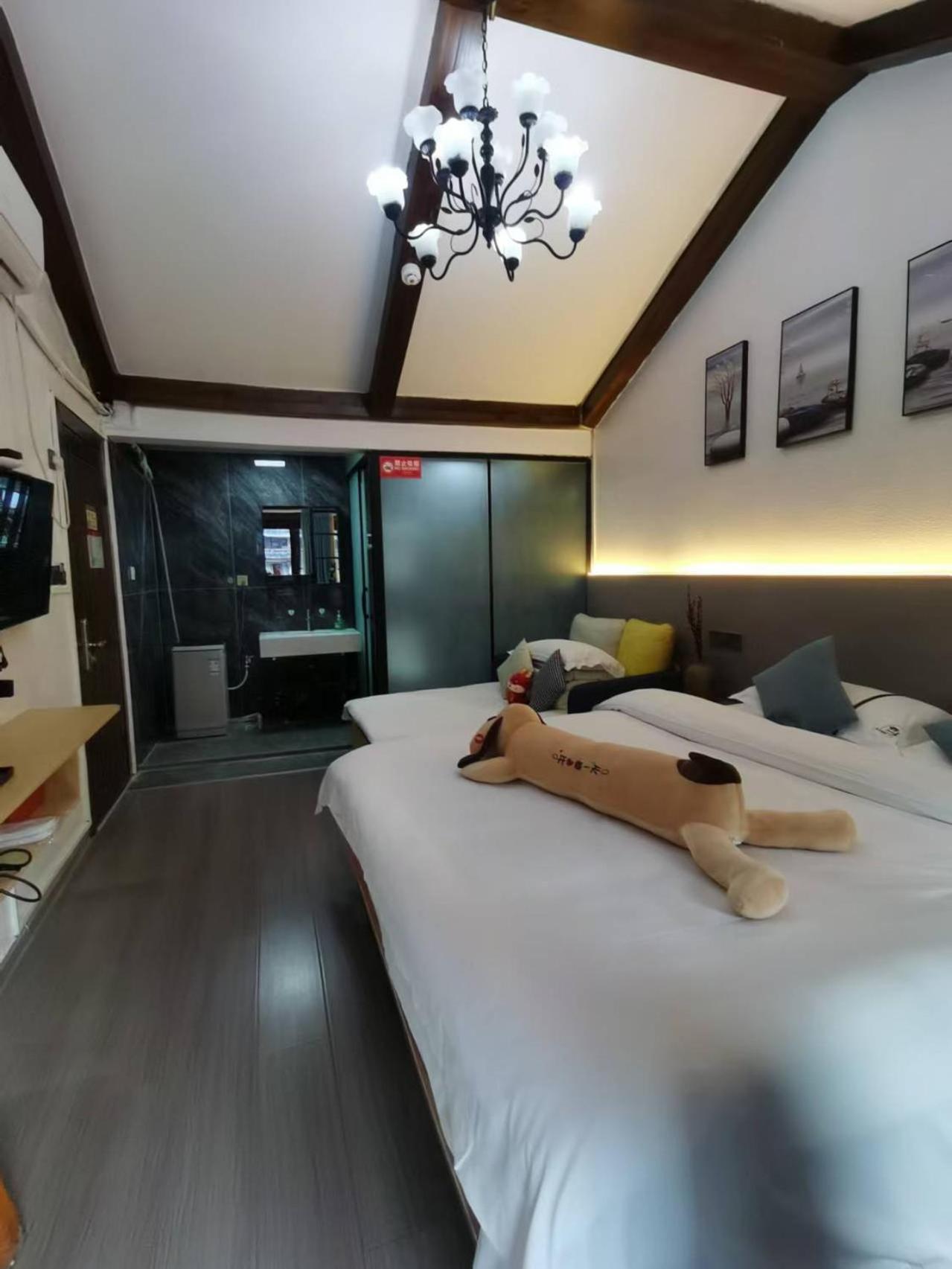 Fenghuang Ancient Town Lazy Cat Riverside Inn Luaran gambar