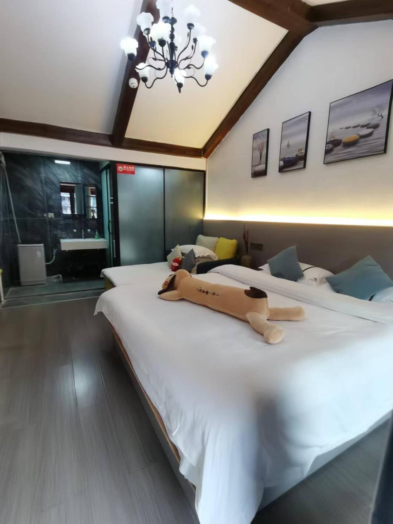Fenghuang Ancient Town Lazy Cat Riverside Inn Luaran gambar